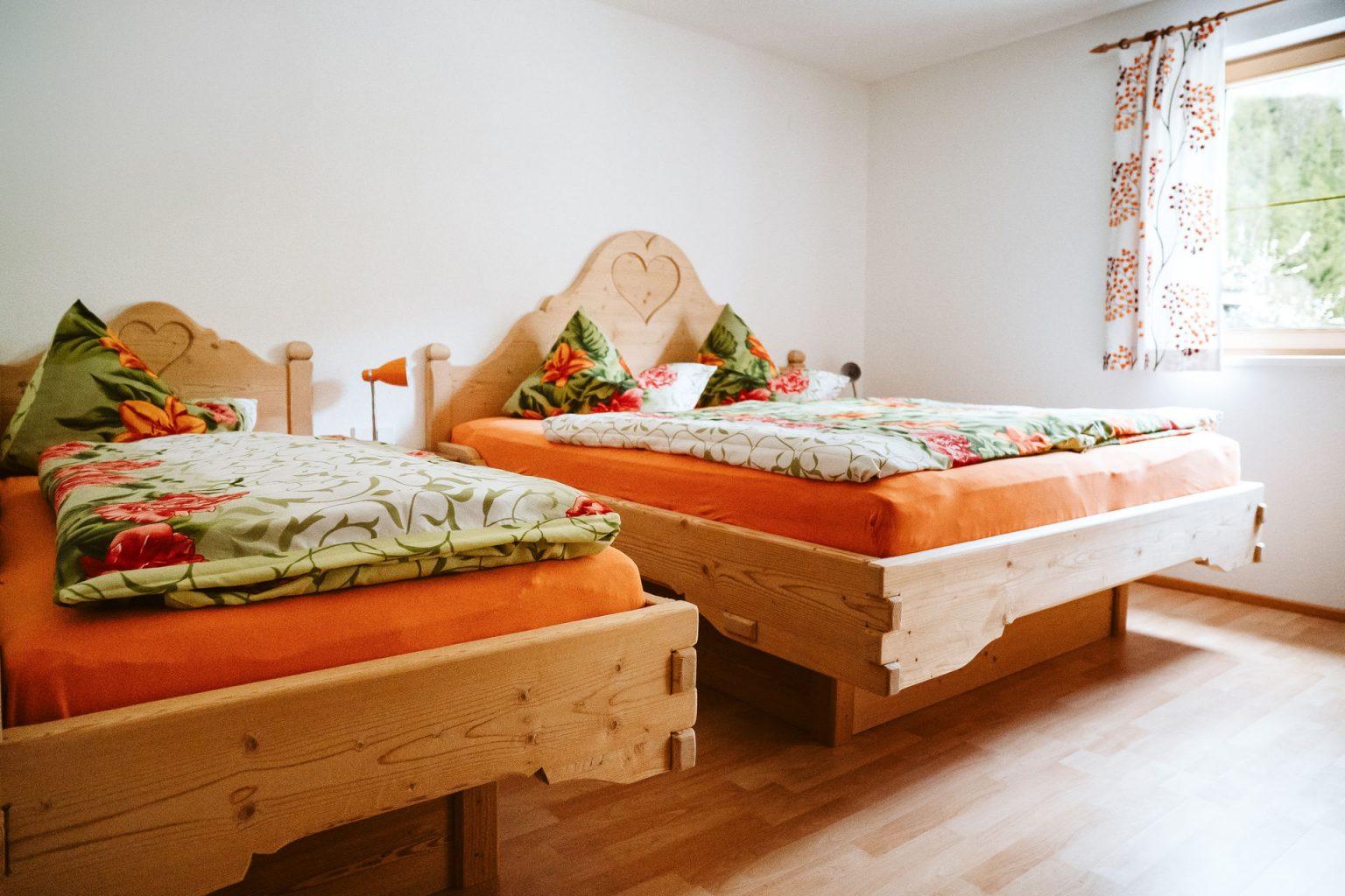 schlafzimmer, ferienwohnung 1, unterkunft montafon